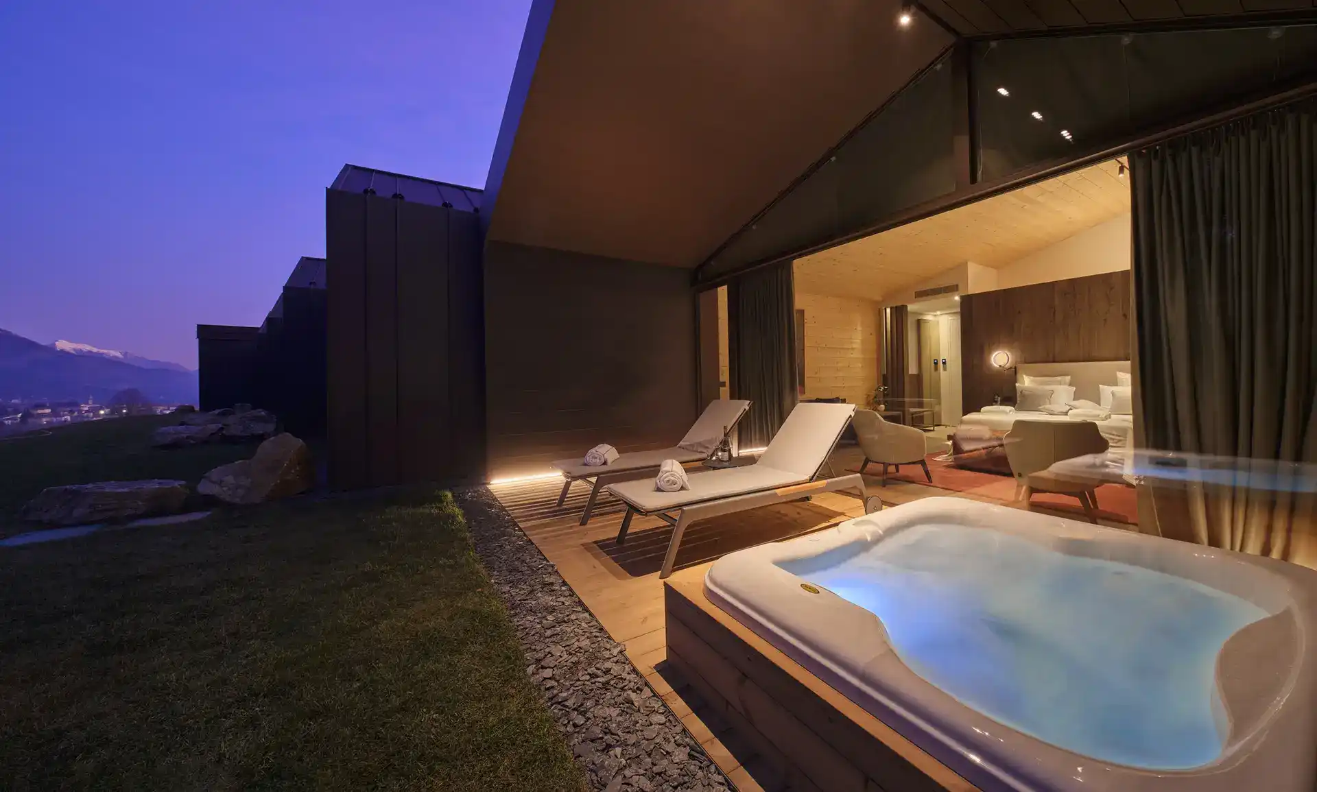 JACUZZI CHALET 11