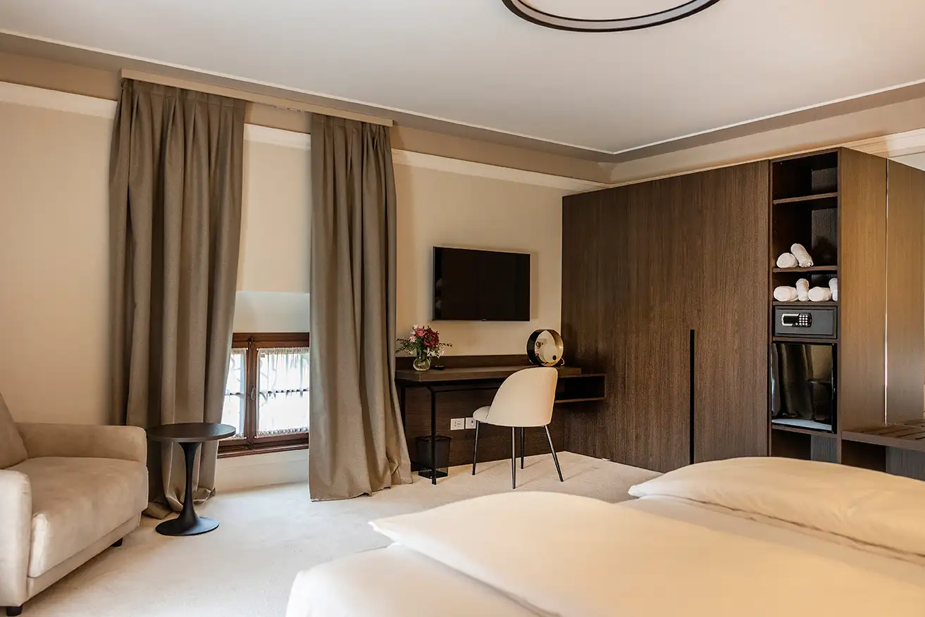 NEUCHATEL 1928 RM2 2080 (1)